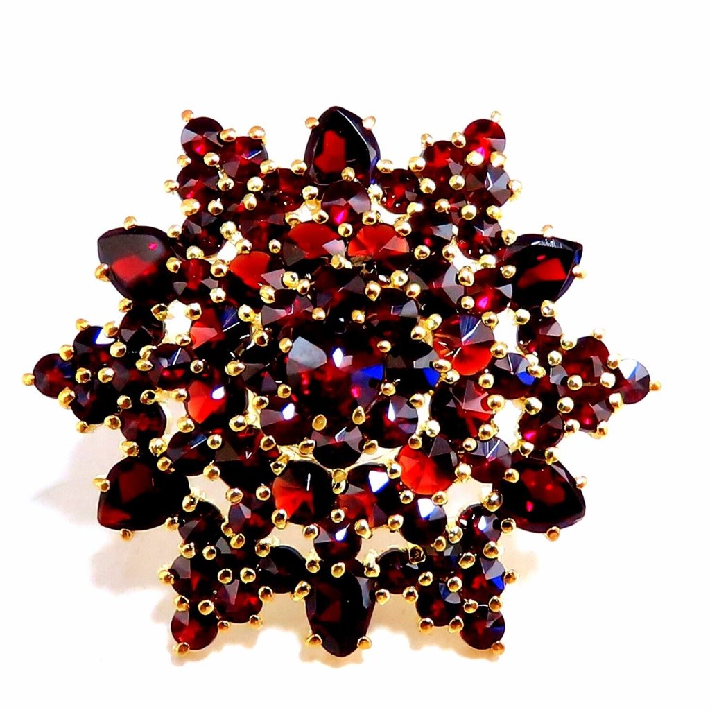Cosmopolitan 14kt Gold Garnet Pin 14kt